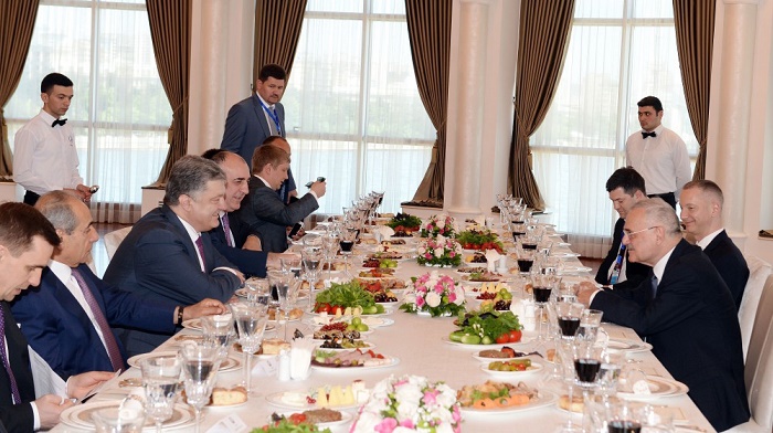 Artur Rasizade and Petro Poroshenko had joint working dinner - PHOTOS